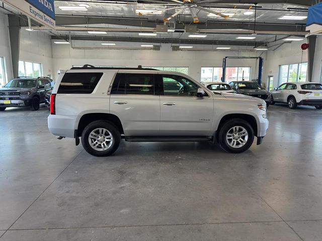 Photo of 2015 Silver Ice Metallic Chevrolet Tahoe