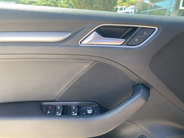 Photo of 2019 Ibis White Audi A3