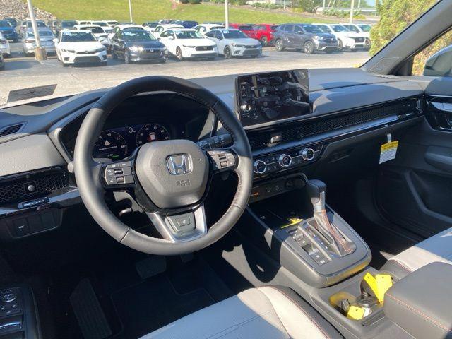 Photo of 2026 Platinum White Pearl Honda CR-V Hybrid
