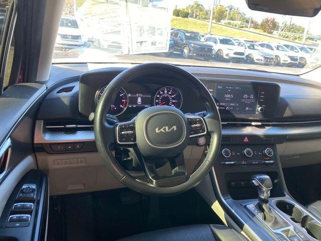 Photo of 2022 Flare Red Kia Carnival