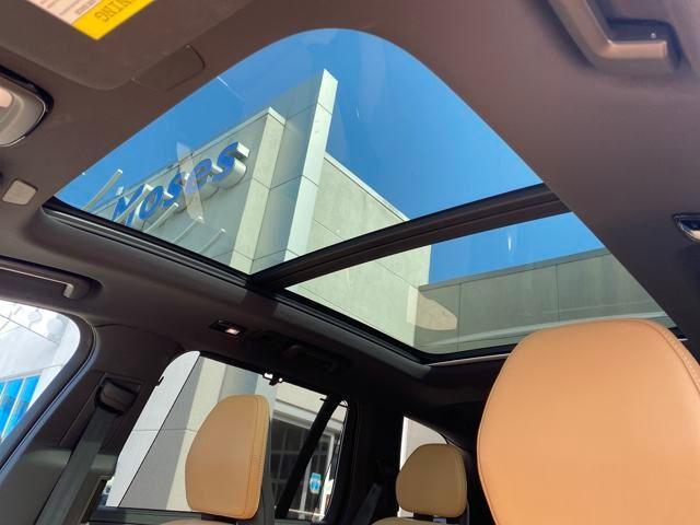 Photo of 2023 White Volvo XC90 Recharge Plug-In Hybrid