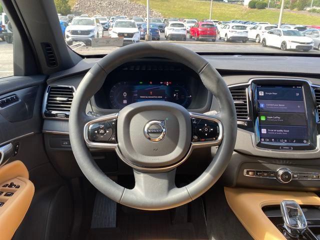 Photo of 2023 White Volvo XC90 Recharge Plug-In Hybrid
