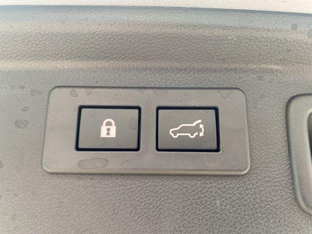 Photo of 2024 Magnetite Gray Metallic Subaru Forester