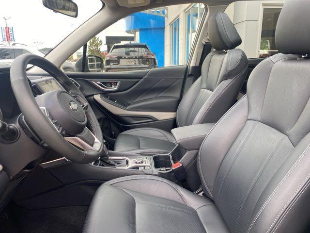 Photo of 2024 Magnetite Gray Metallic Subaru Forester