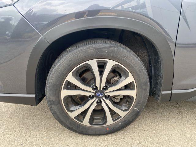 Photo of 2024 Magnetite Gray Metallic Subaru Forester