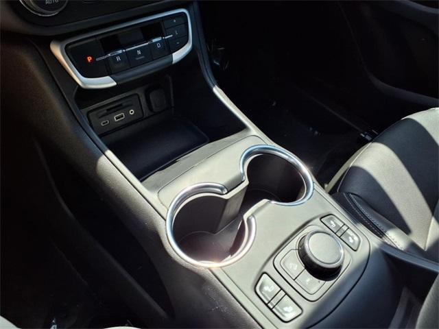 Photo of 2024 Ebony Twilight Metallic GMC Terrain