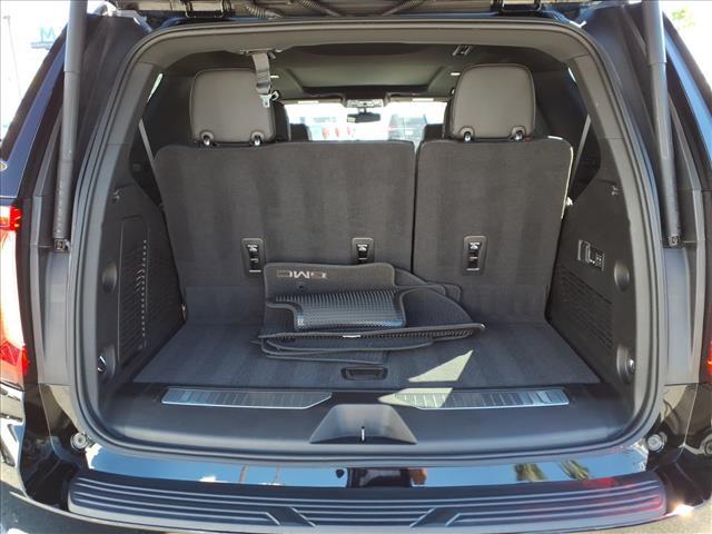 Photo of 2022 Onyx Black GMC Yukon