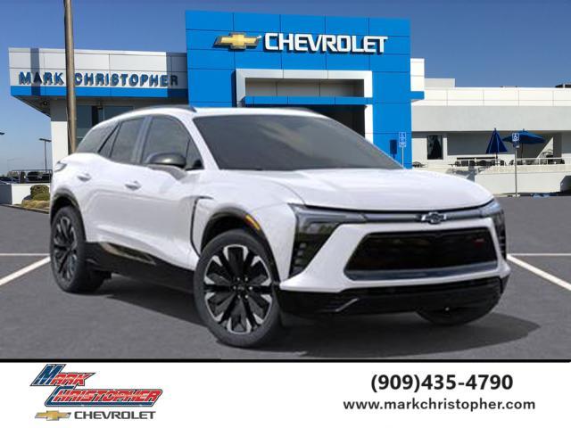 Photo of 2025 Pearl Chevrolet Blazer EV