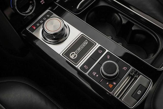 Photo of 2021 Santorini Black Land Rover Range Rover
