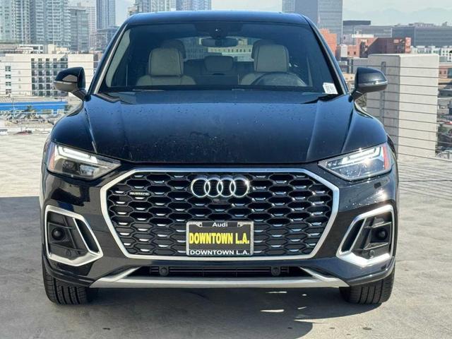 Photo of 2022 Mythos Black Metallic Audi Q5