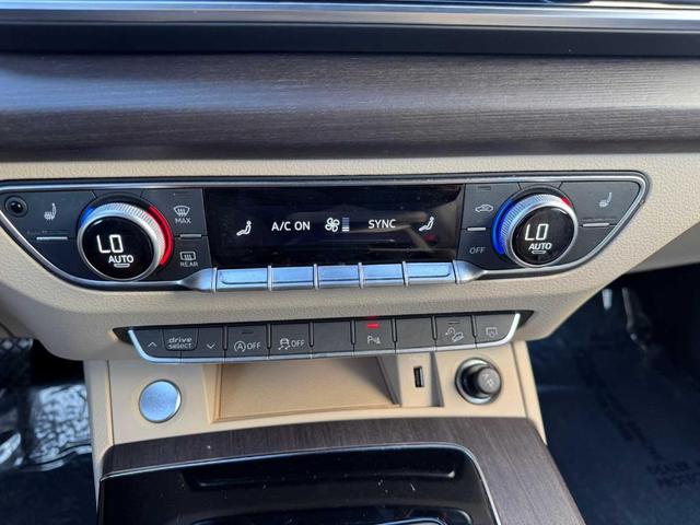 Photo of 2022 Mythos Black Metallic Audi Q5