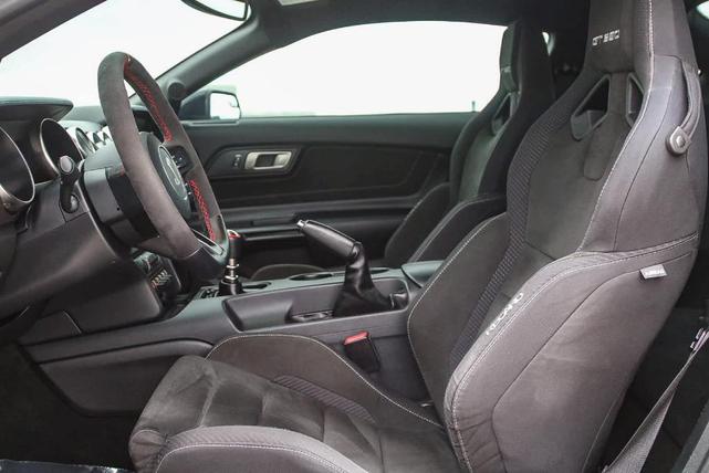 Photo of 2017 Avalanche Gray Ford Shelby GT350
