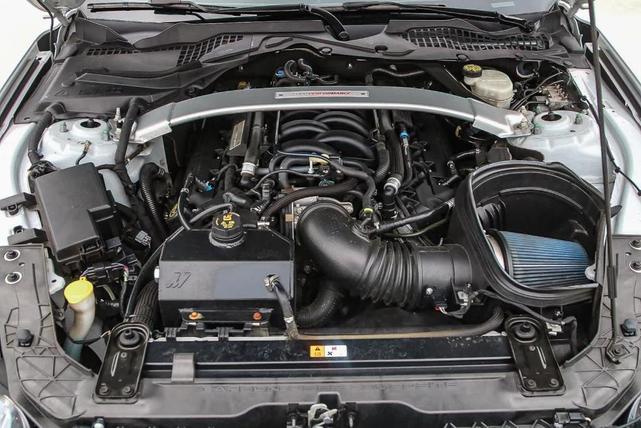 Photo of 2017 Avalanche Gray Ford Shelby GT350