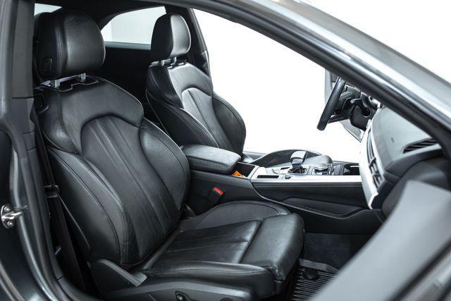 Photo of 2019 Gray Audi S5