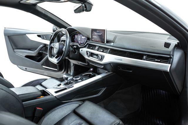 Photo of 2019 Gray Audi S5
