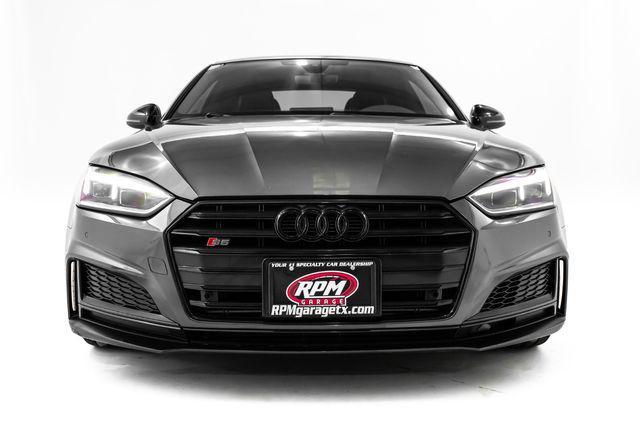 Photo of 2019 Gray Audi S5