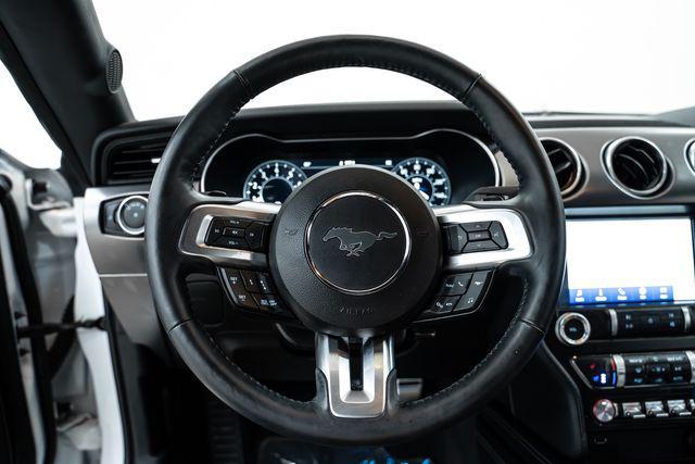 Photo of 2022 Oxford White Ford Mustang