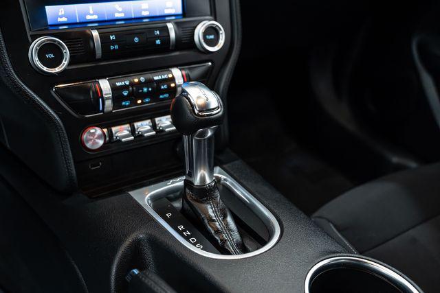 Photo of 2022 Oxford White Ford Mustang