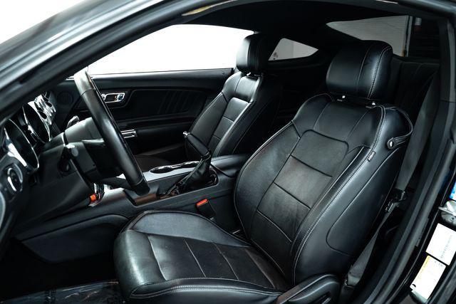 Photo of 2017 Shadow Black Ford Mustang