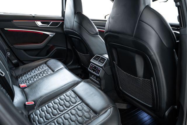 Photo of 2021 Black Audi RS 6 Avant