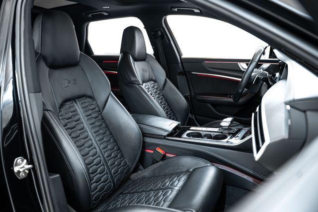 Photo of 2021 Black Audi RS 6 Avant