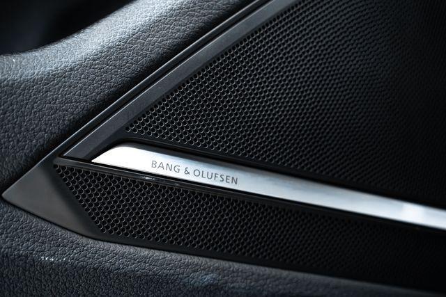 Photo of 2021 Black Audi RS 6 Avant