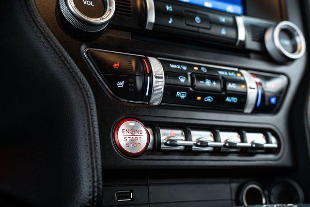 Photo of 2021 Oxford White Ford Mustang