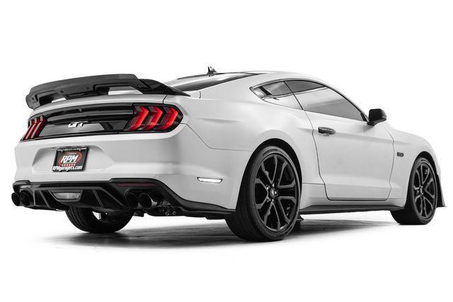 Photo of 2021 Oxford White Ford Mustang