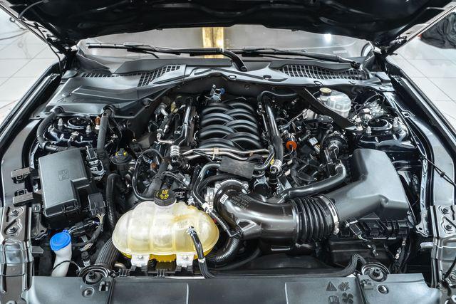 Photo of 2021 Oxford White Ford Mustang
