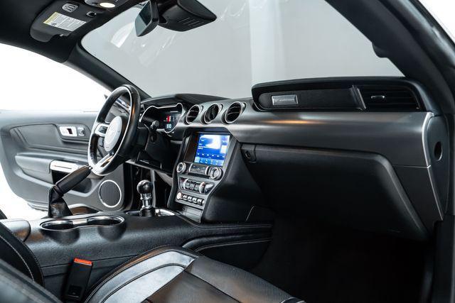 Photo of 2021 Oxford White Ford Mustang