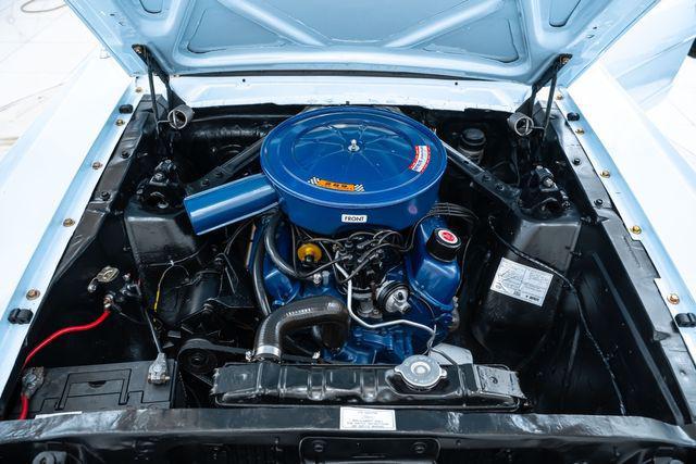Photo of 1965 Blue Ford Mustang