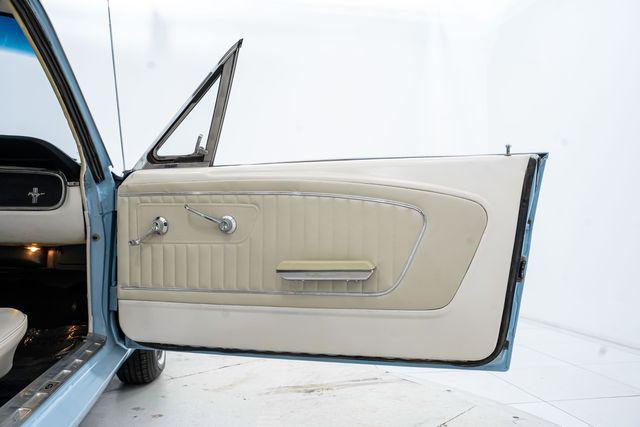 Photo of 1965 Blue Ford Mustang