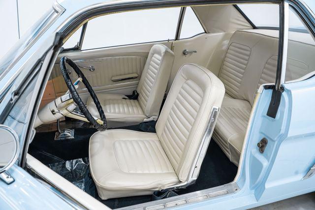 Photo of 1965 Blue Ford Mustang