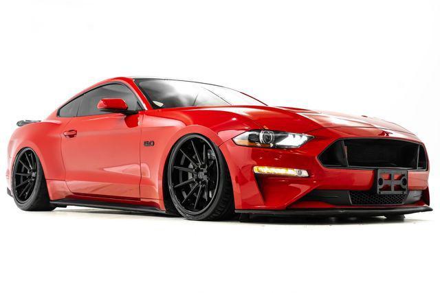 Photo of 2019 Red Ford Mustang