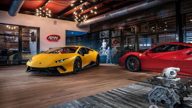 Photo of 2019 Red Ford Mustang