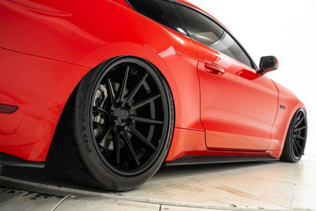 Photo of 2019 Red Ford Mustang