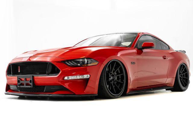 Photo of 2019 Red Ford Mustang