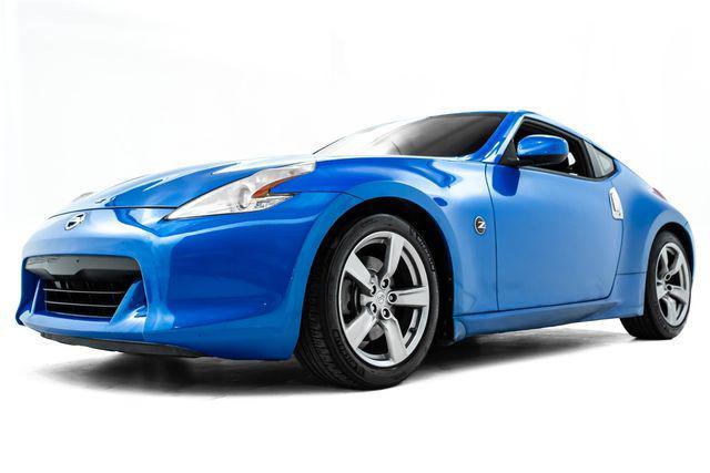 Photo of 2009 Monterey Blue Pearl Nissan 370Z