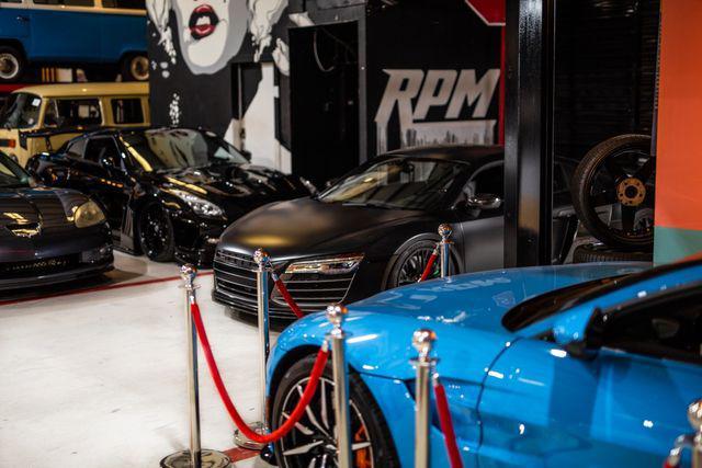 Photo of 2009 Monterey Blue Pearl Nissan 370Z