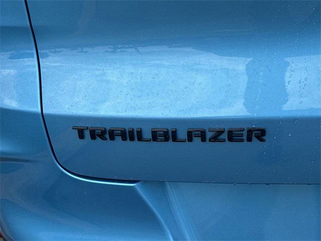 Photo of 2025 Marina Blue Metallic Chevrolet Trailblazer