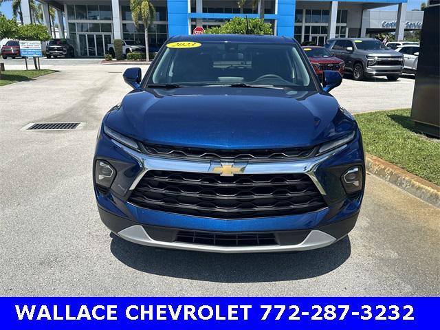 Photo of 2023 Blue Glow Metallic Chevrolet Blazer