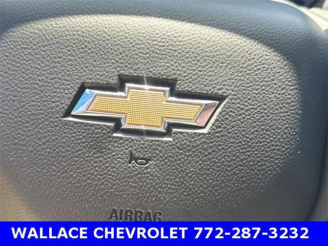 Photo of 2023 Blue Glow Metallic Chevrolet Blazer