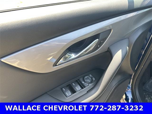 Photo of 2023 Blue Glow Metallic Chevrolet Blazer