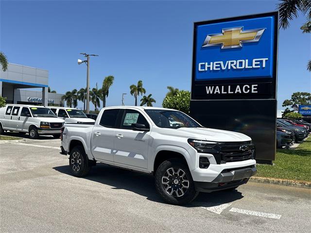 Photo of 2025 Summit White Chevrolet Colorado