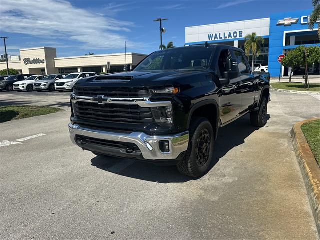 Photo of 2025 Black Chevrolet Silverado 2500