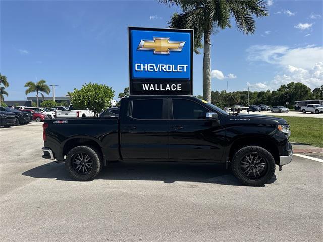 Photo of 2023 Black Chevrolet Silverado 1500