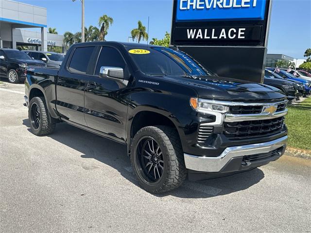 Photo of 2023 Black Chevrolet Silverado 1500