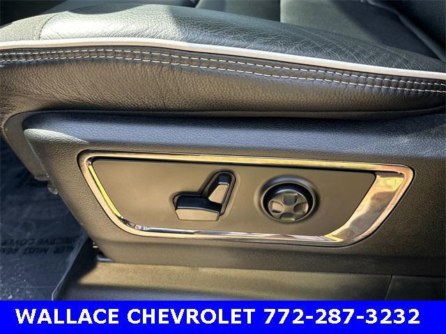 Photo of 2025 Delmonico Red Pearlcoat RAM 1500