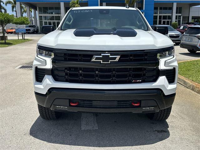 Photo of 2025 Summit White Chevrolet Silverado 1500