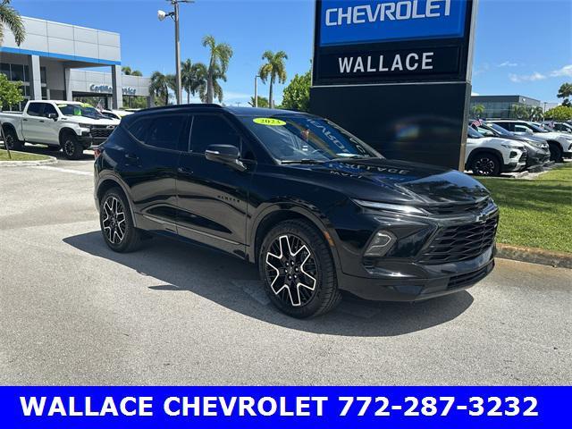 Photo of 2023 Black Chevrolet Blazer